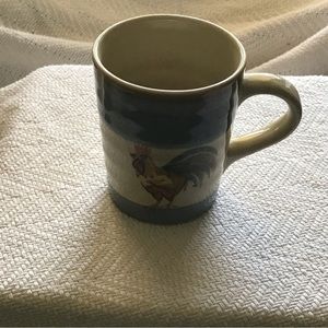 Gibson Blue and Beige 12 ounce coffee mug.